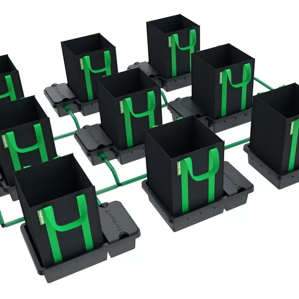 Alien Hydroponics EasyFeed System - 9 Pot 1 Row Kit