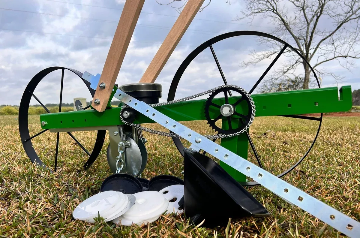 Garden Seeder Combo
